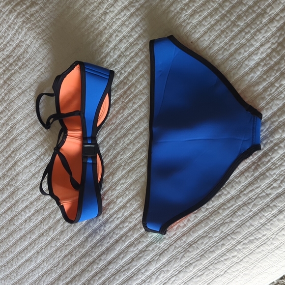 Triangl swim suit - Picture 2 of 8